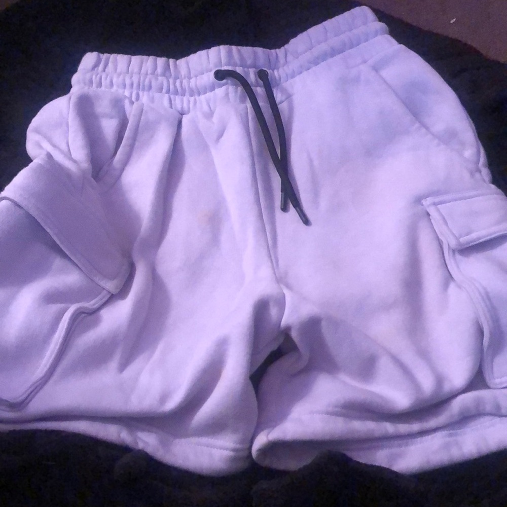 Lavender color block cargo sweat pant short set & t-shitt